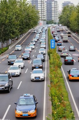 广西钦北高速公路铁山港跨海特大桥右幅新桥建成通车 全长4279米