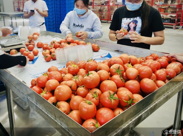 麦德龙重庆两江新区商场 目前居民常用物资供应保持充足状态