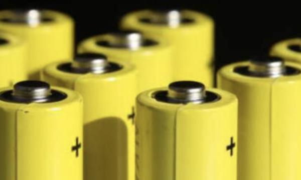 日本湯淺公司與關西大學合作開發出了一款輕型鋰硫電池