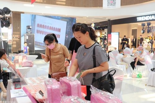 “苏新消费·冬季购物节”在苏州启动 超12万商家共同参与