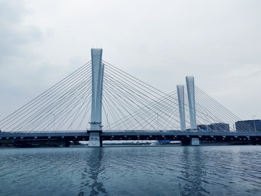 资讯：跨海大桥建造难度很高的原因是什么？跨海大桥收费标准2023